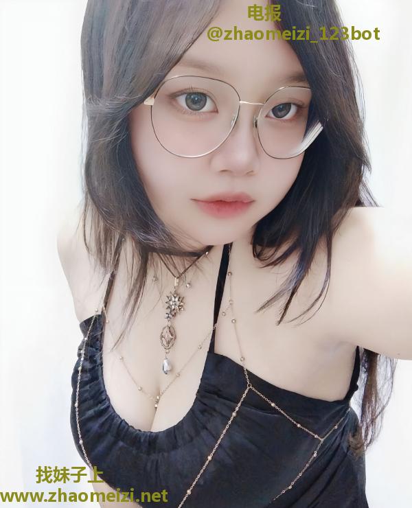 婺城E胸服务型团团