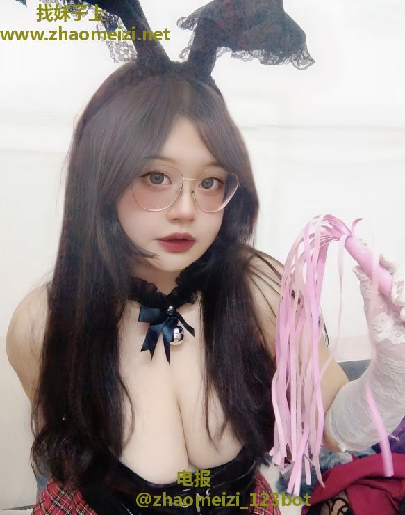 婺城E胸服务型团团
