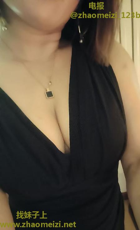 身材性感美女
