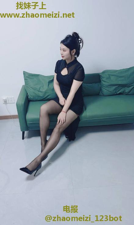 风骚服务型少妇