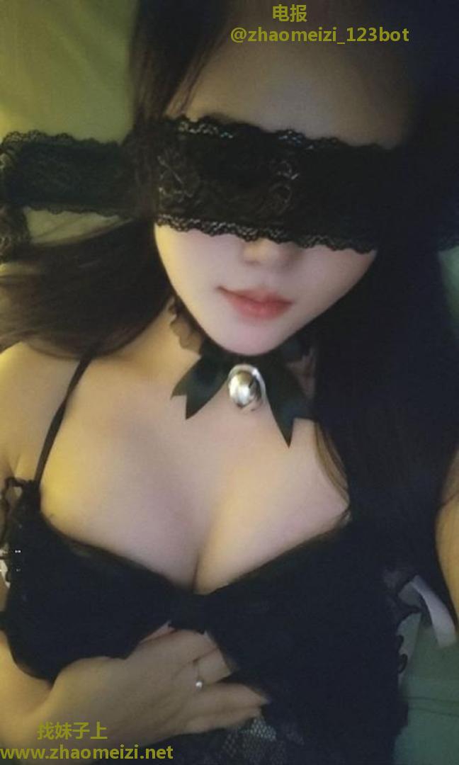 大胸大屁股身材有料的女人