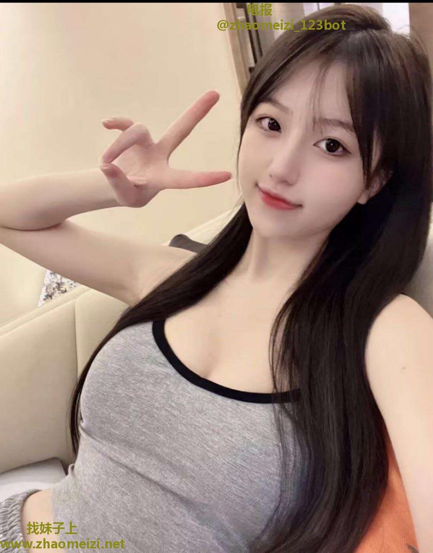 水多粉色逼小妹妹