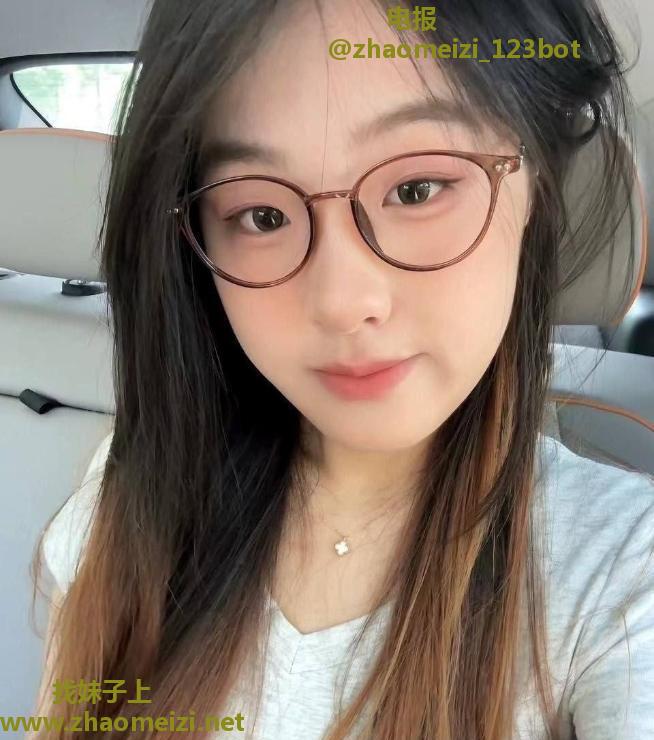 性感骚逼水多