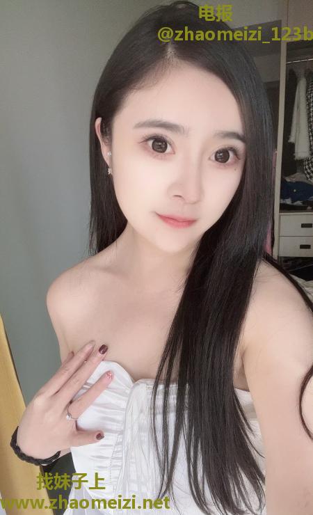 性感大波小女人