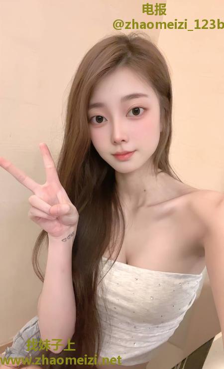 天河A4腰蜜桃臀小㬢