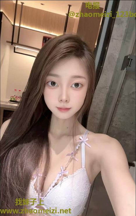 天河A4腰蜜桃臀小㬢