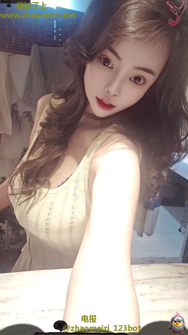 西山大奶妞