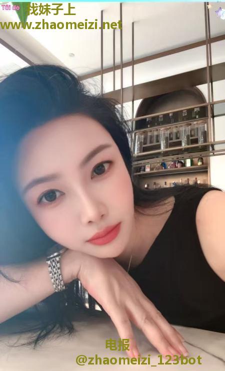 性感风骚小嫩妹