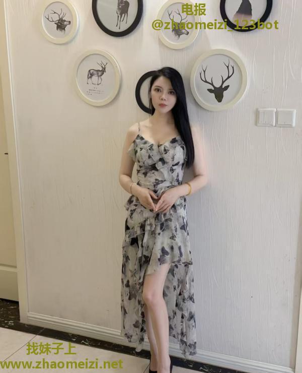 妩媚小少妇