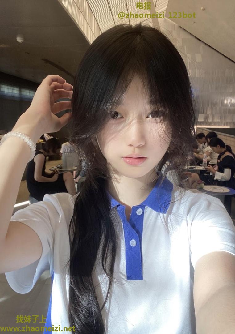 白云粉嫩多汁橙子