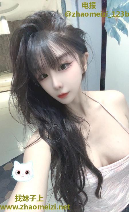 粉嫩小鲍鱼