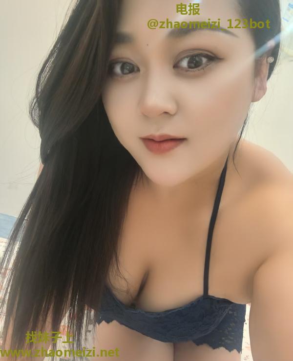 滨江大奶肉臀少妇