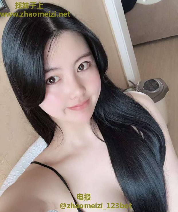甜妹艾艾