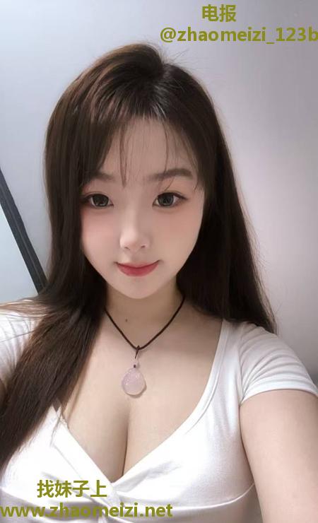 纯情甜妹小柳眉