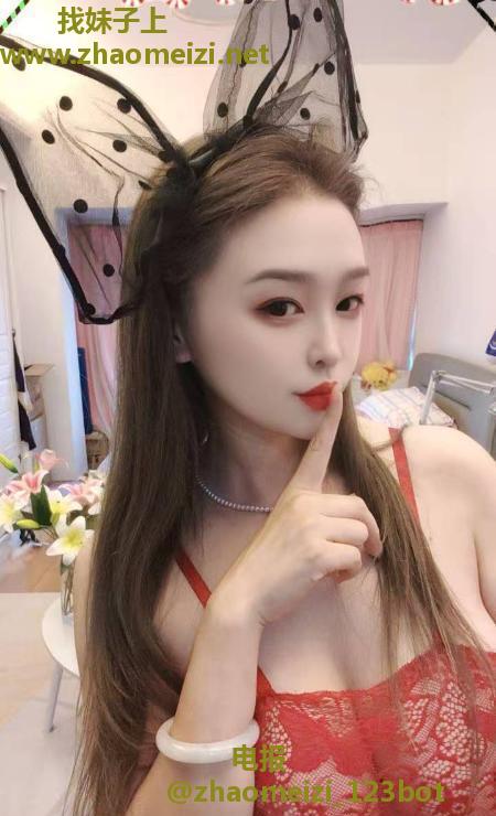 龙华巨乳小姐姐