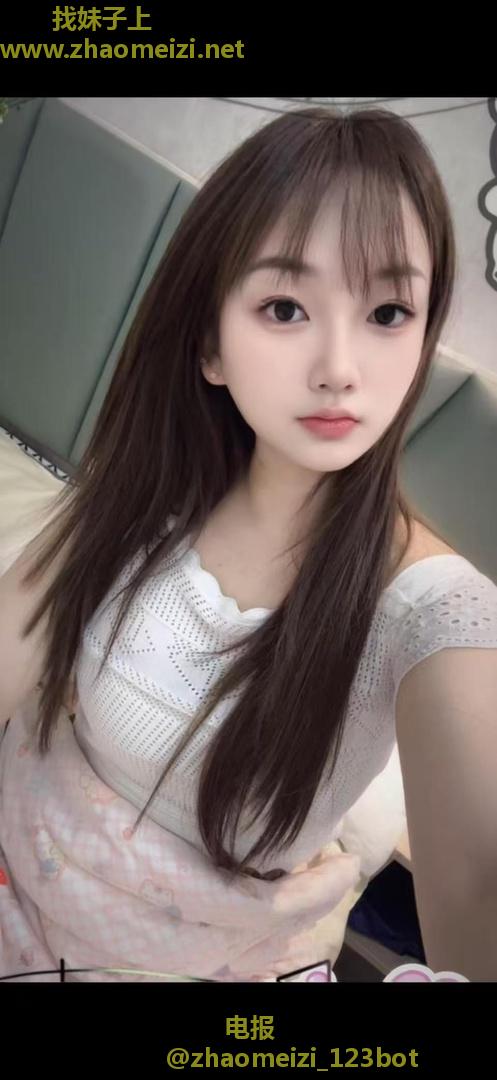 纯欲前凸后翘嫩妹