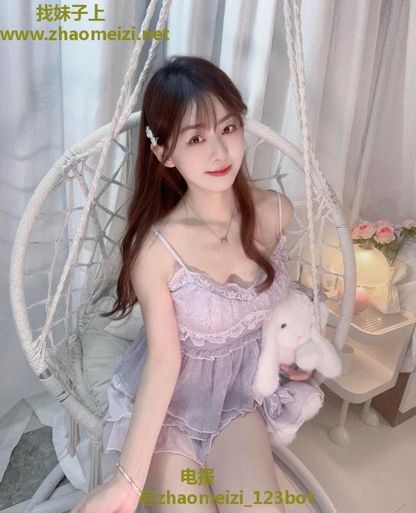 白貌美大长腿小姐姐