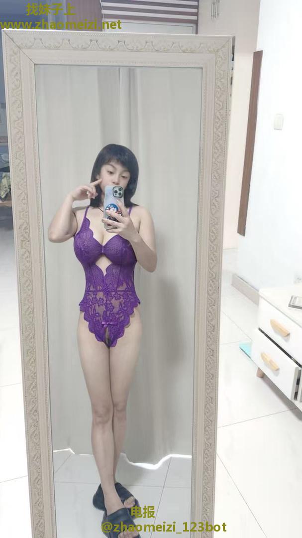 朝阳巨乳御姐