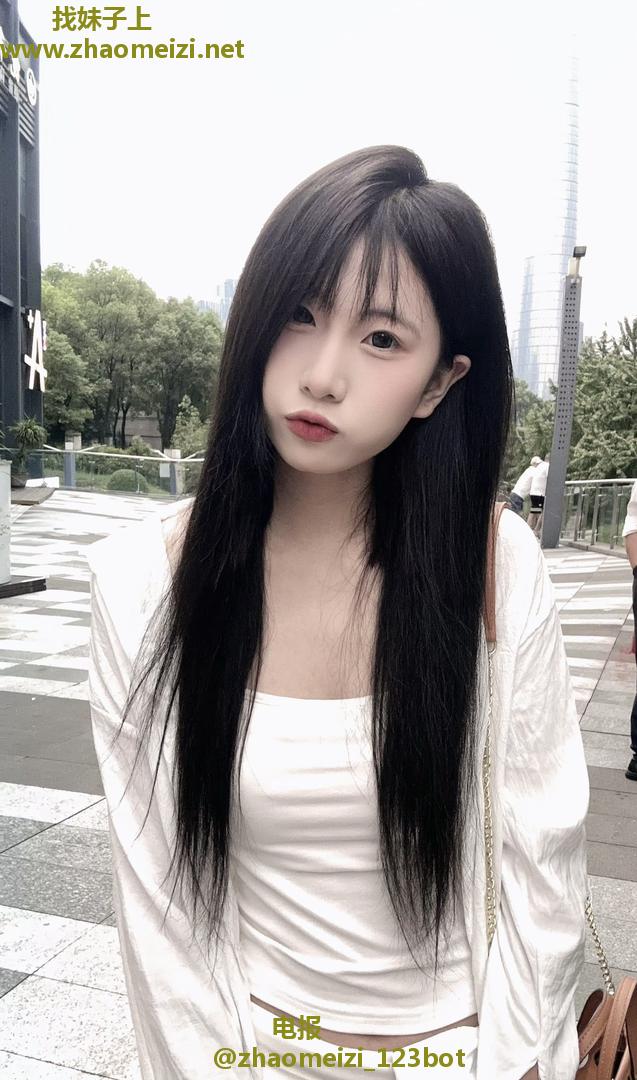 零五年制服嫩妹
