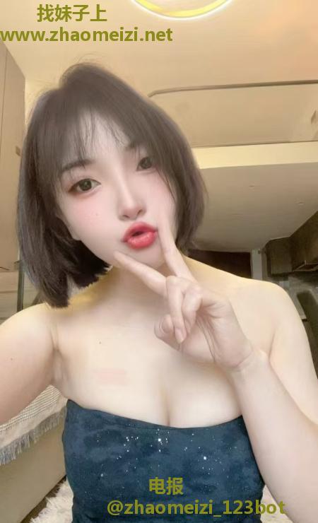 短发温柔姐姐