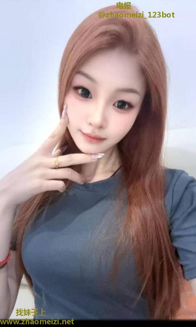 妹子身材棒鲍鱼水多