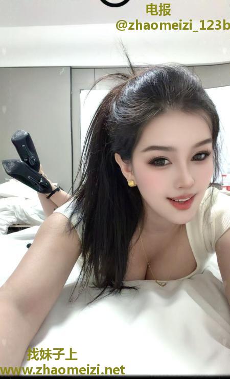 维吾尔古丽娜扎