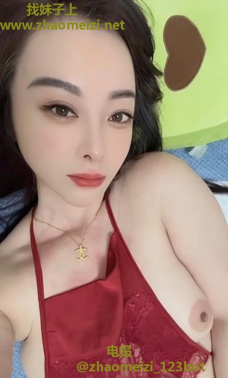 三刷制服诱惑安妮老师