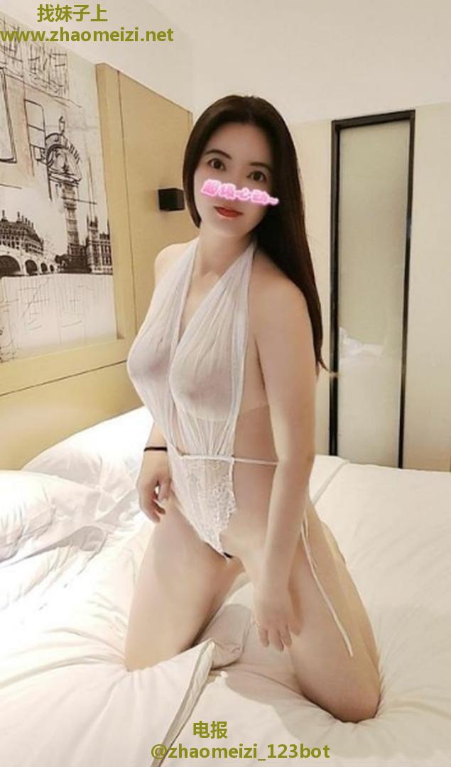 姐姐骚B粉嫩淫水多