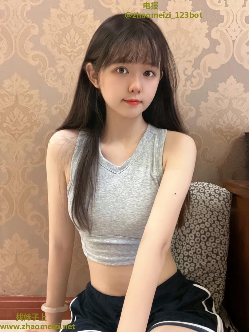 天河甜美多汁小嫩妹