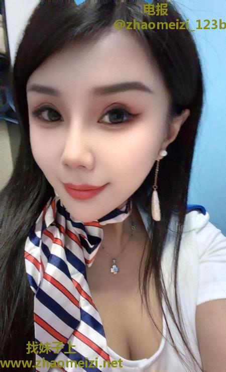 尹山湖大奶少妇伊伊