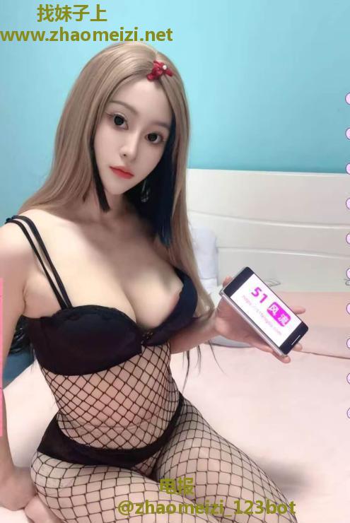 上城大胸可兮兮