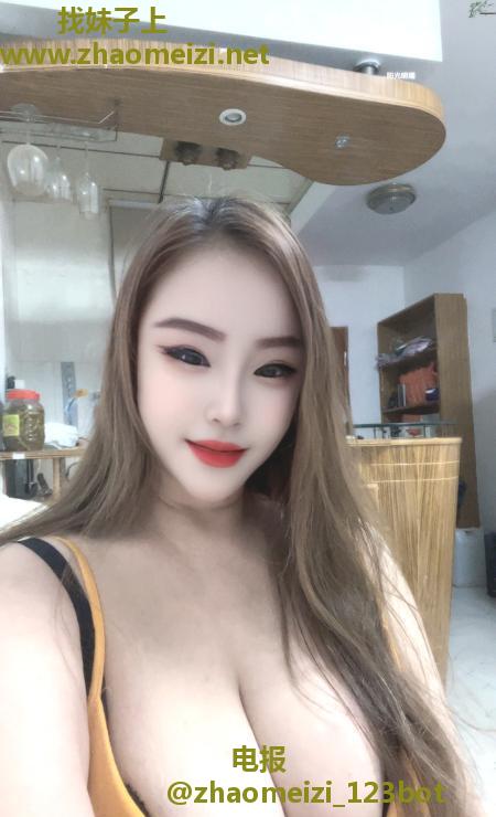 F巨乳玫瑰
