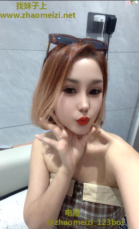 兼职模特混血蜜桃