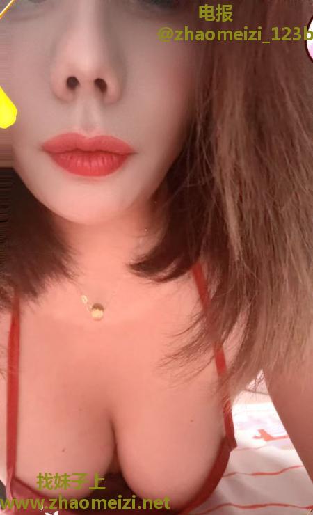 肥臀的姐姐