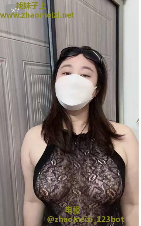 肥臀闷骚熟妇可肛交