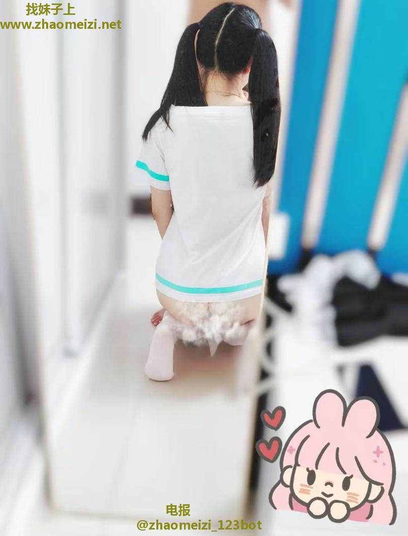 河东美女萱萱