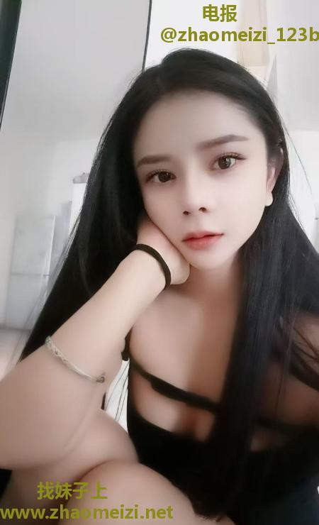 木瓜奶少妇菲菲
