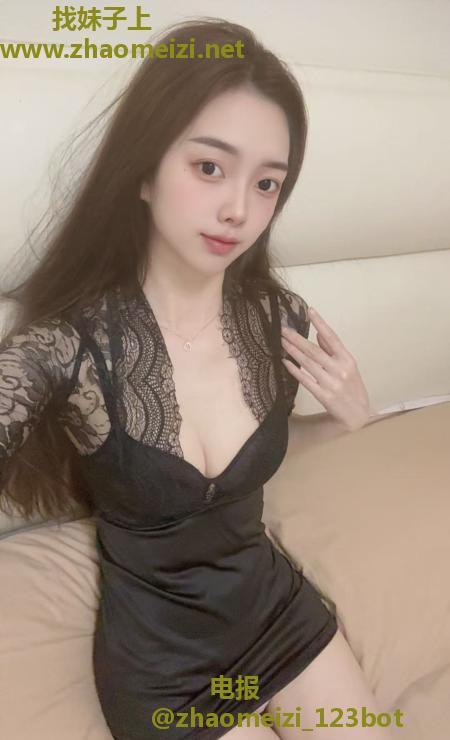 性感翘臀小甜甜