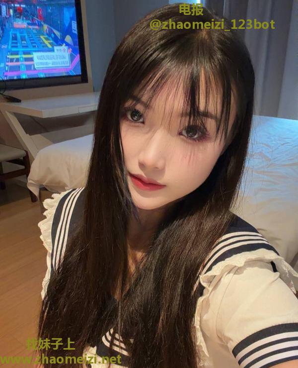 返食肤白小蛮腰星星