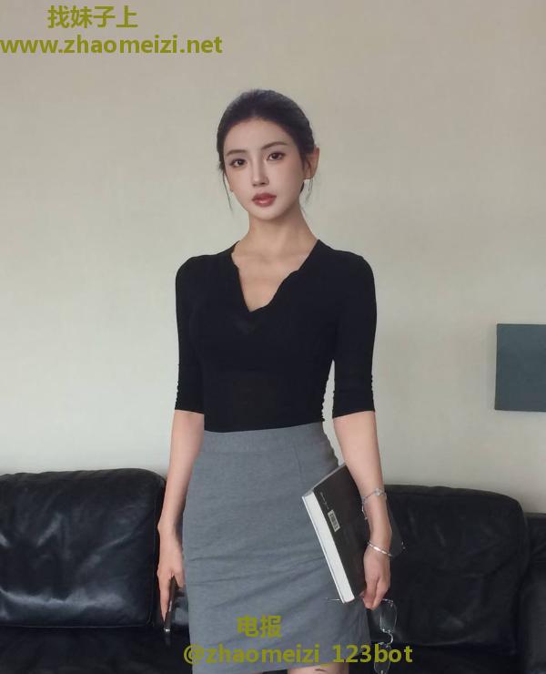 高颜模特身材颜值老师