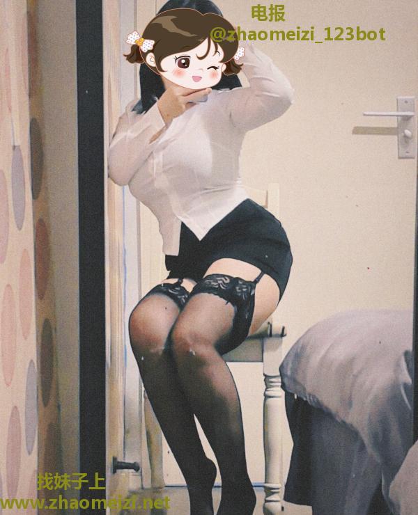 肥臀巨乳小酒