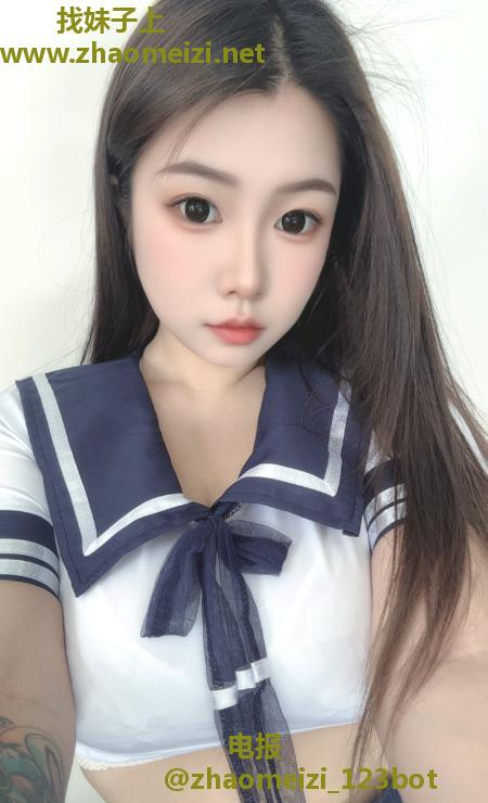 徐汇纹身制服大奶美女