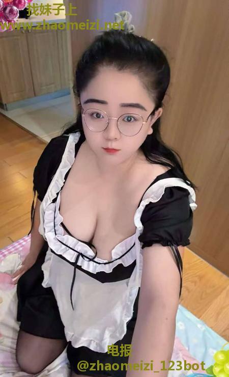 性感骚女自作自聊洋洋