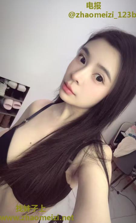 细枝硕果风骚妹子
