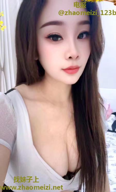 舌吻可颜射骚姐姐