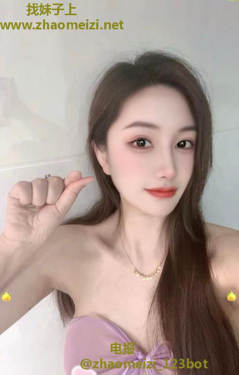 性感Selina御姐