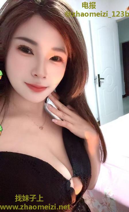 二刷上城吃不饱的彤彤