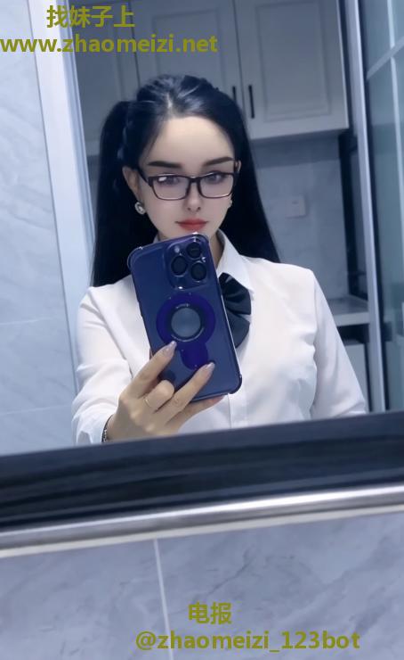 制服控的御姐