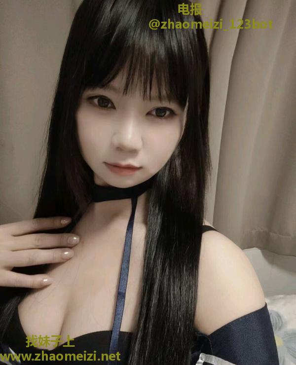 龙华萝莉小雨