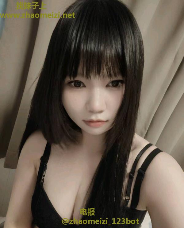 龙华萝莉小雨